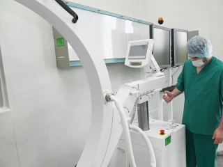 В видновскую больницу поступил новый рентген-аппарат для хирургических операций