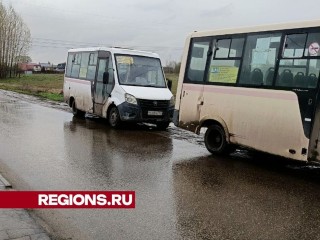 Водители столичных маршруток парализовали движение рейса №1121 в Люберцах