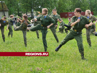 «Юные десантники» из Москвы продемонстрировали выправку в День России в Чехове