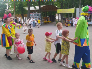 В Егорьевске провели яркий праздник для ребят из приемных семей