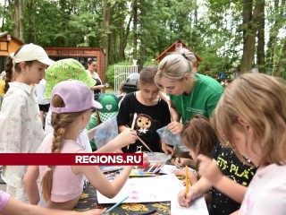 Игровая программа с мастер-классами прошла в школьном лагере в Лотошине