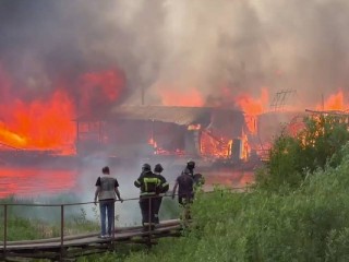 Житель Дубны Сергей рассказал, что лодочный поселок БАМ горит каждые два года