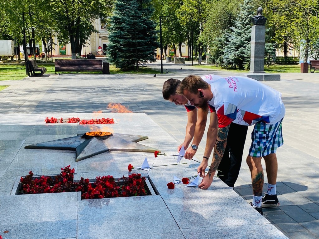 Ступинская молодежь почтила память жертв в Донбассе