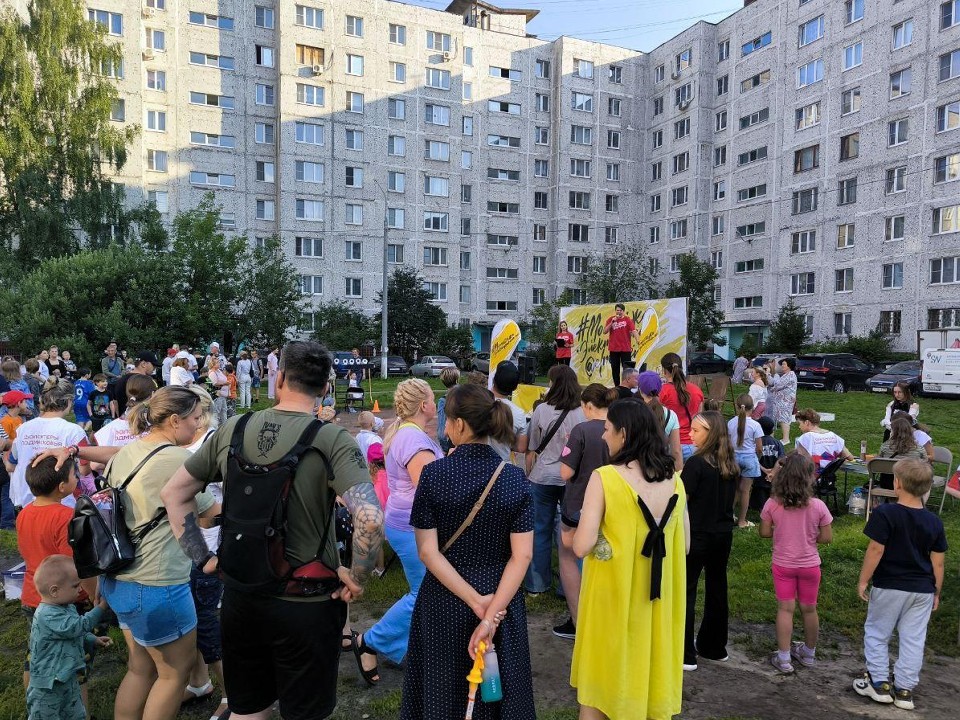 Праздник двора «Районы-Кварталы» состоялся в Западном микрорайоне