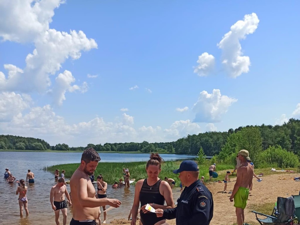 Спасатели рассказали жителям Волоколамска, как избежать трагедий на воде