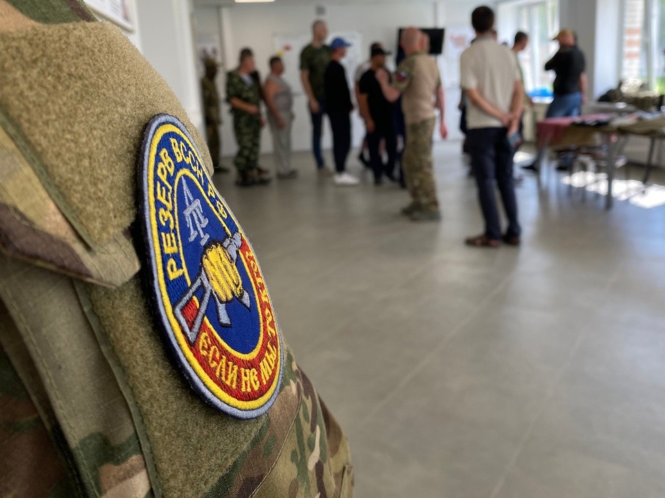 Жители Подольска могут заключить контракт о прохождении военной службы в подмосковном пункте отбора