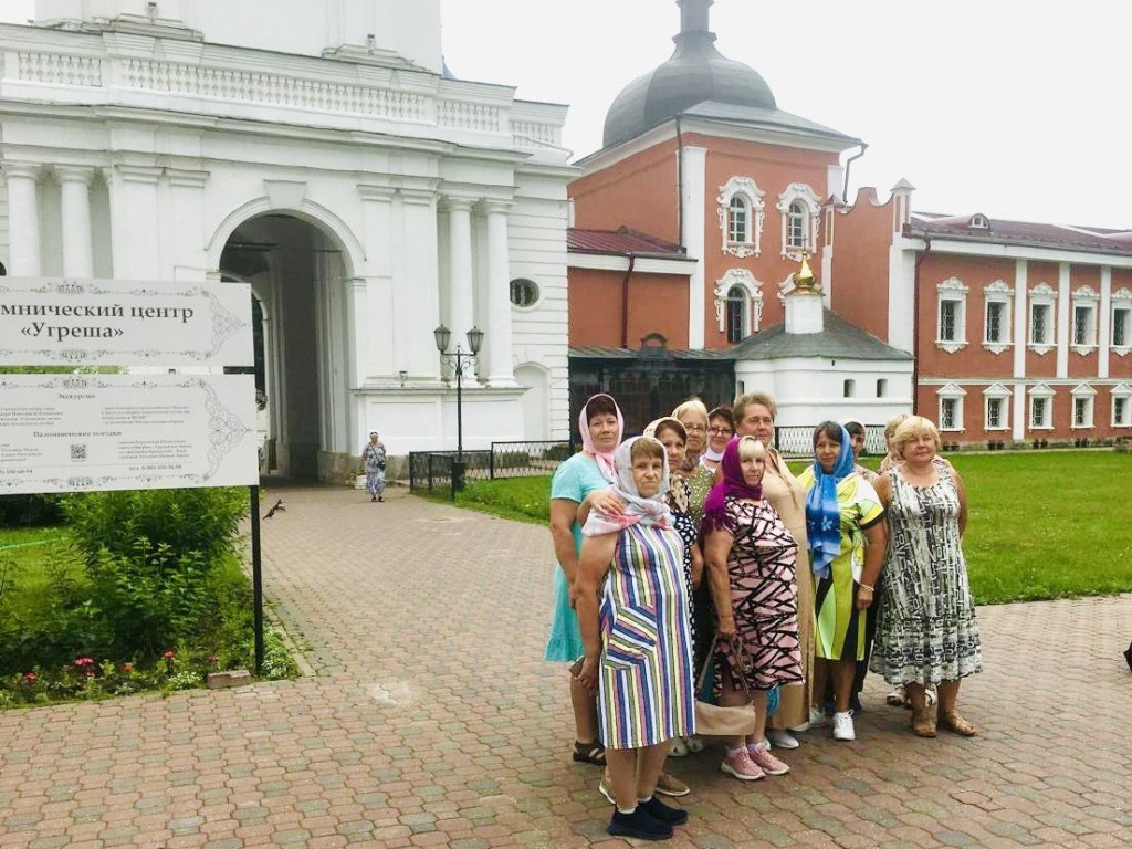 Каширские долголеты побывали в Николо-Угрешском мужском монастыре