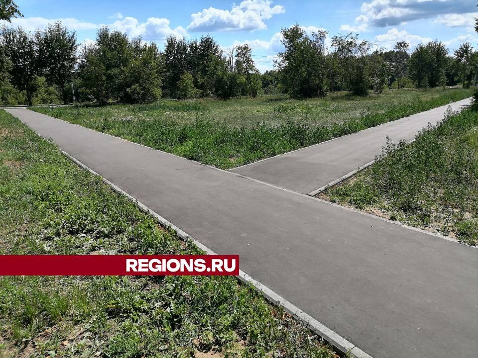 В Парковском микрорайоне обустроили пешеходные дорожки