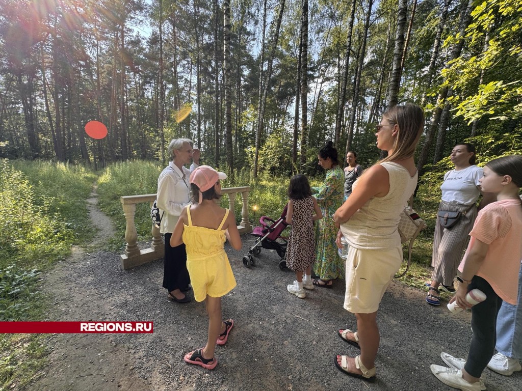 В Парке Малевича идут экскурсии для всех желающих от искусствоведов Третьяковской галереи