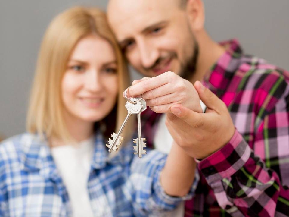 Семьям с детьми продлили льготную ипотеку еще на шесть лет