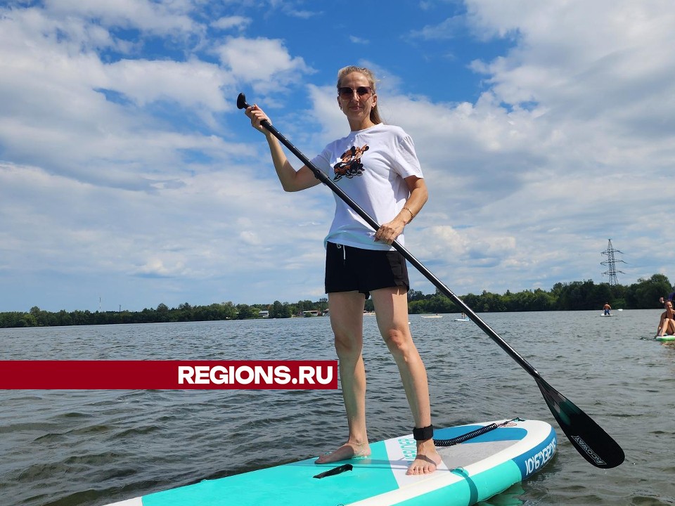 Соревнования на сапбордах для сотрудников Шатурской ГРЭС провели на озере Святом
