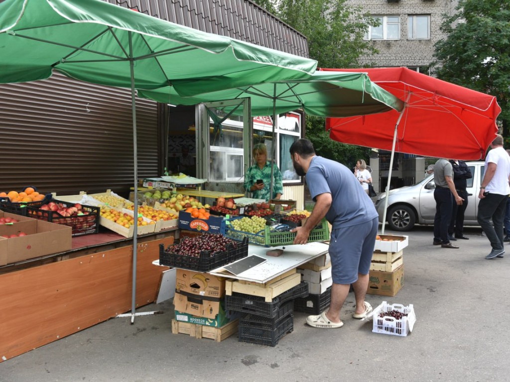 Облитую бензином торговую палатку демонтировали в Балашихе