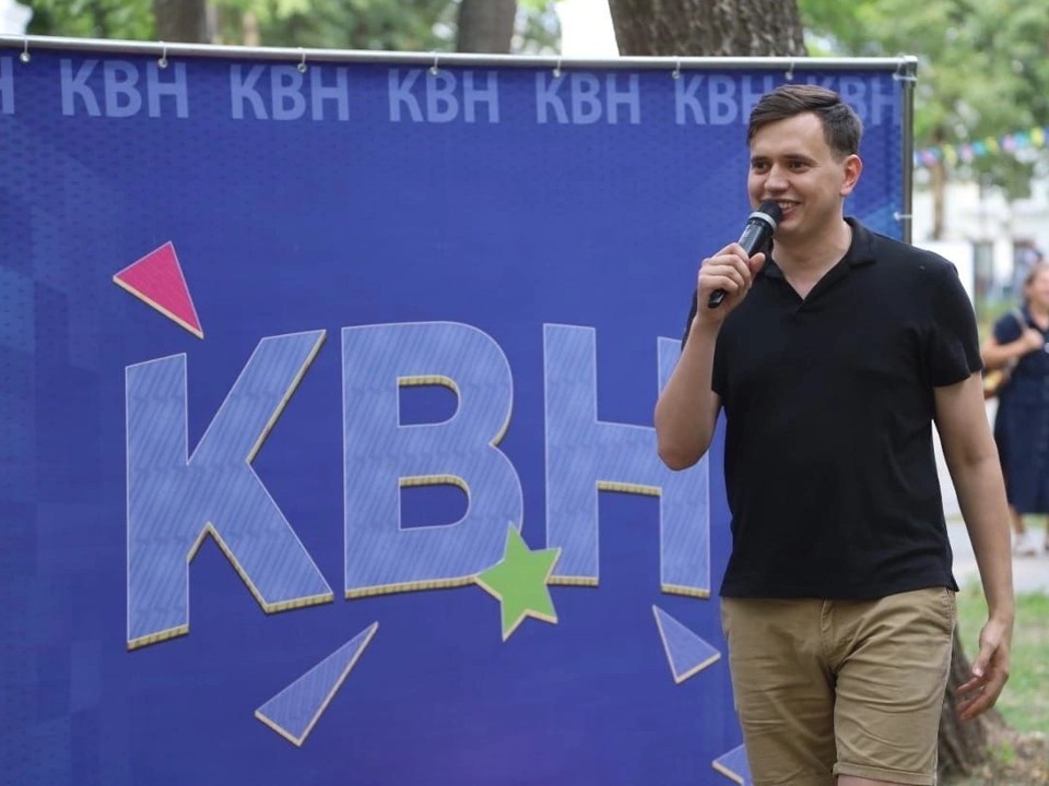 Жителей Большого Серпухова научат шутить в парке имени Олега Степанова