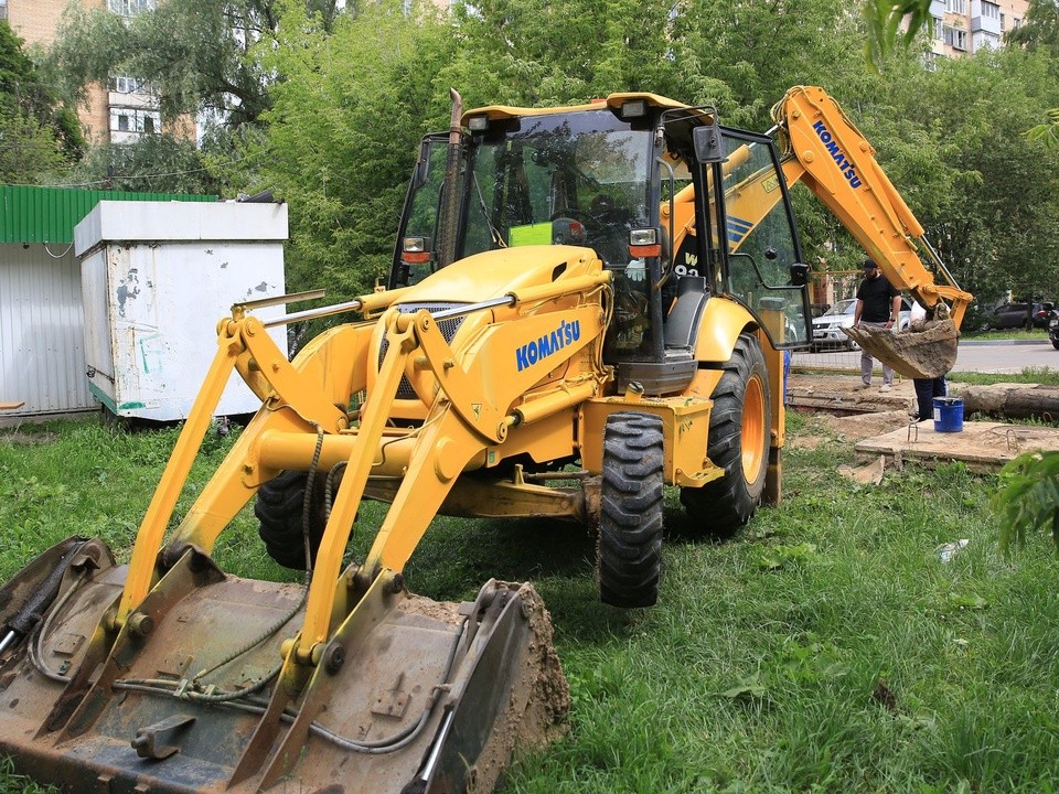 В Долгопрудном ремонт трубопровода на Октябрьской улице завершат до 15 сентября