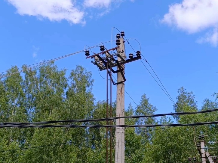 В семи населенных пунктах под Рузой отключат свет из-за неполадок на энергообъектах