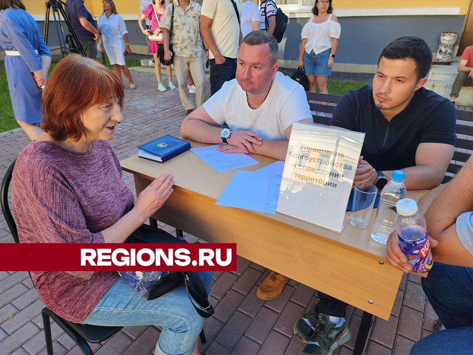 По просьбе жителей детскую площадку в микрорайоне Выстрел приведут в порядок