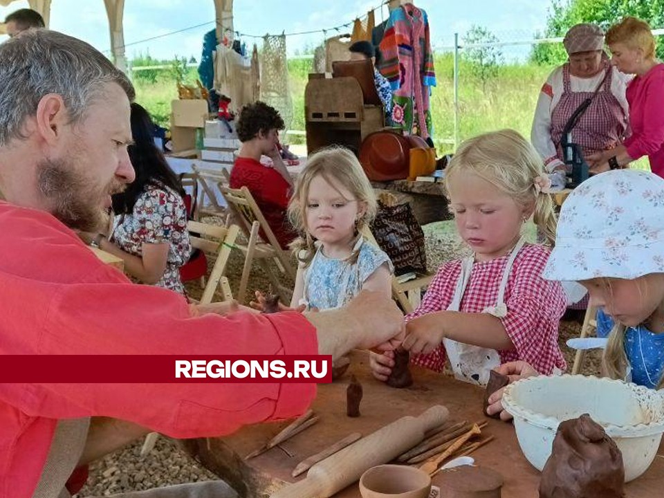 Архангельские пряники, картузы из Мышкина, белорусский текстиль: Дмитровский округ на время вернулся в прошлое