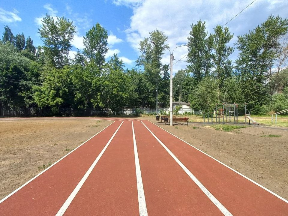 Где в Электростали можно сыграть в футбол