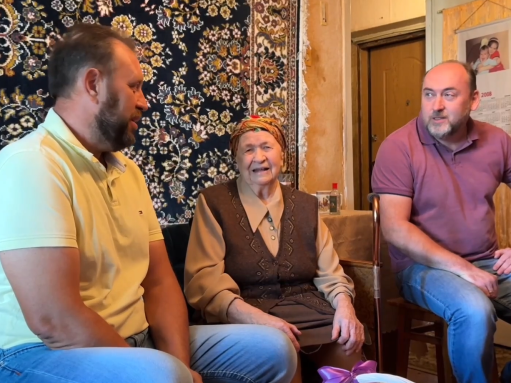 Долгожительницу из Щелкова поздравили со 105-летием