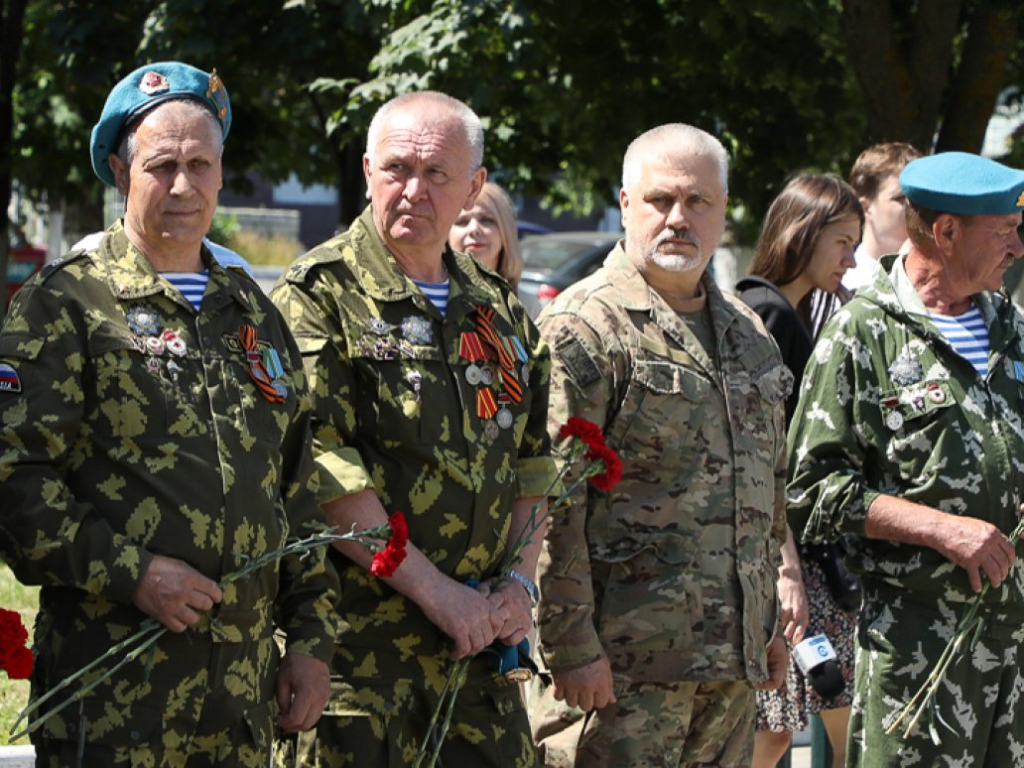 Спикер Мособлдумы поздравил ветеранов боевых действий с памятной датой