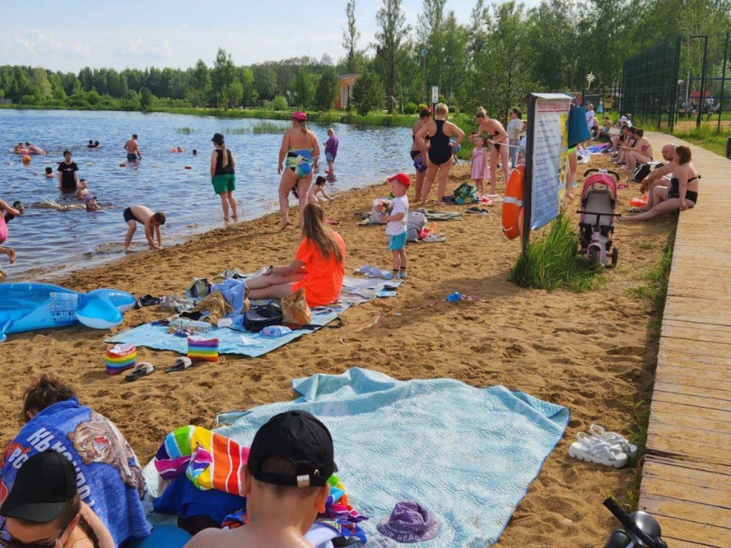 Песчаные пляжи у воды на севере Подмосковья: где можно искупаться вблизи Талдома