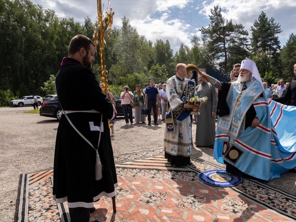 В Егорьевске установили купол с крестом на храм-часовню