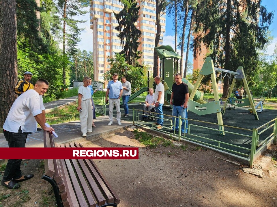 В Протвино во дворах домов 2А и 2Б по улице Победа проведут ремонт детской площадки