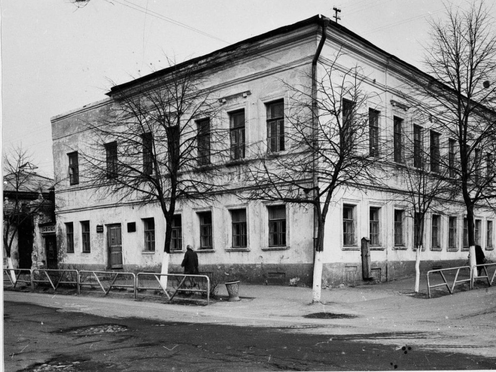 Поздний классицизм девятнадцатого века: зарайцам рассказали об историческом  здании | REGIONS.RU / Зарайск