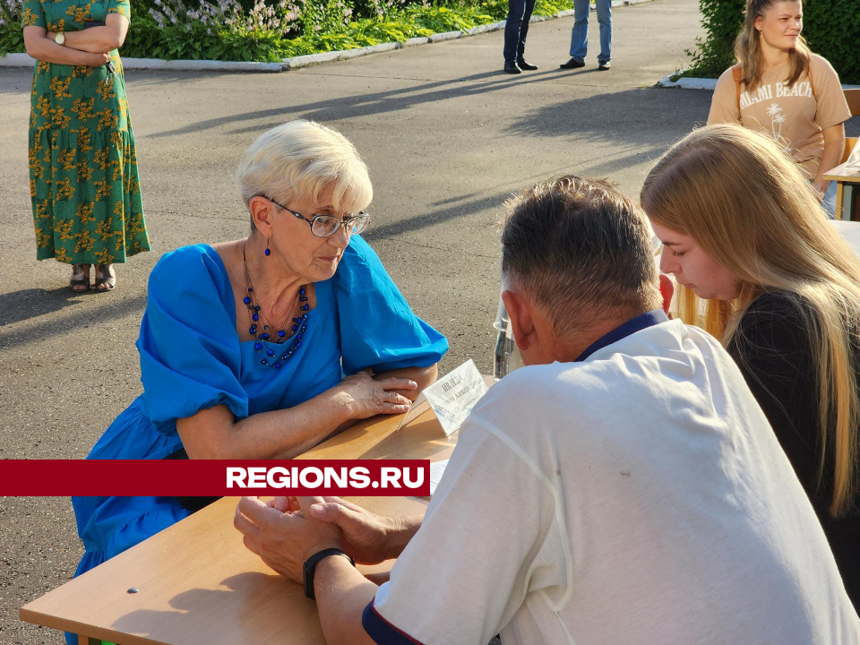 Жители деревни Зыкеево просят построить тротуары