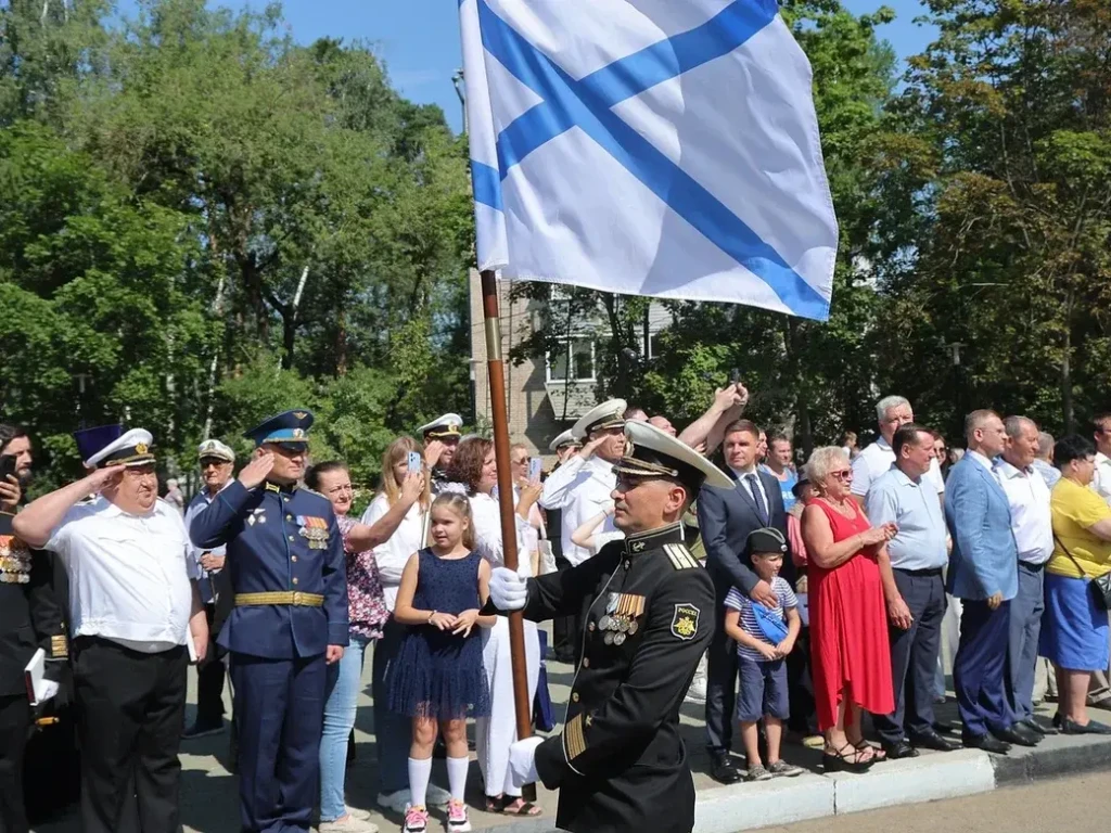 В Балашихе в микрорайоне Купавна отметили День ВМФ России