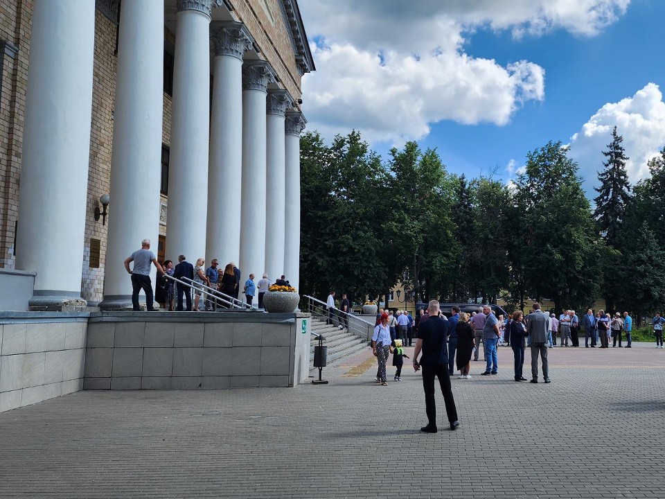 В Жуковском простились с легендарным летчиком-испытателем