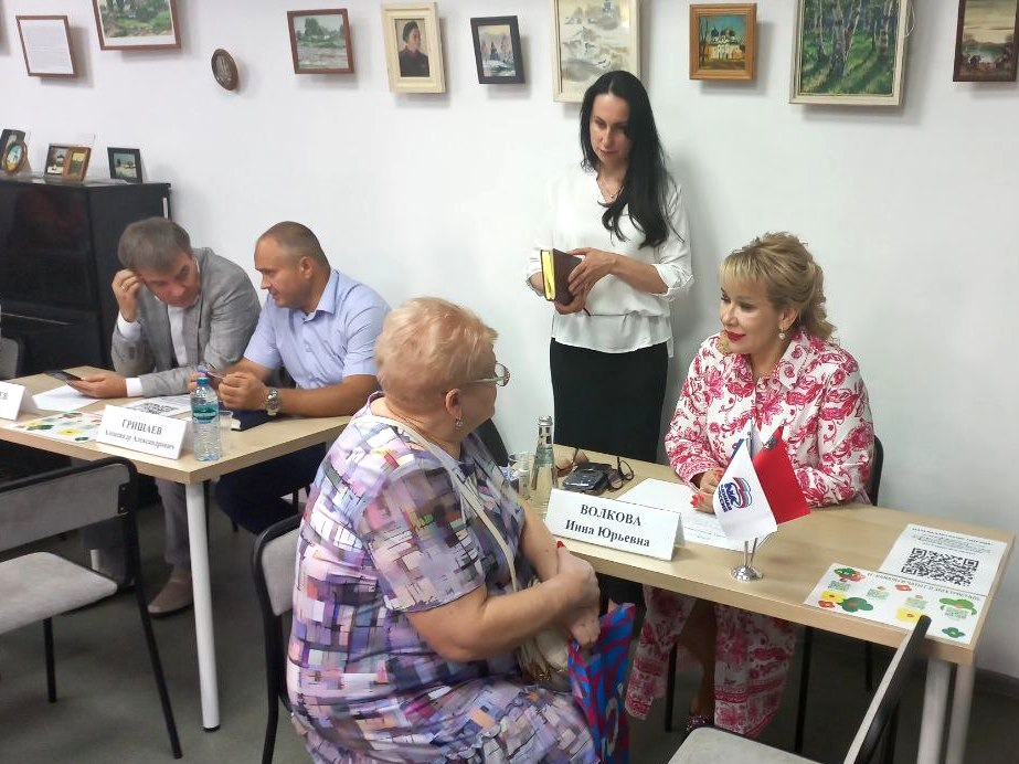 Для жителя с ограниченными возможностями на Западной улице сделают электроподъемник
