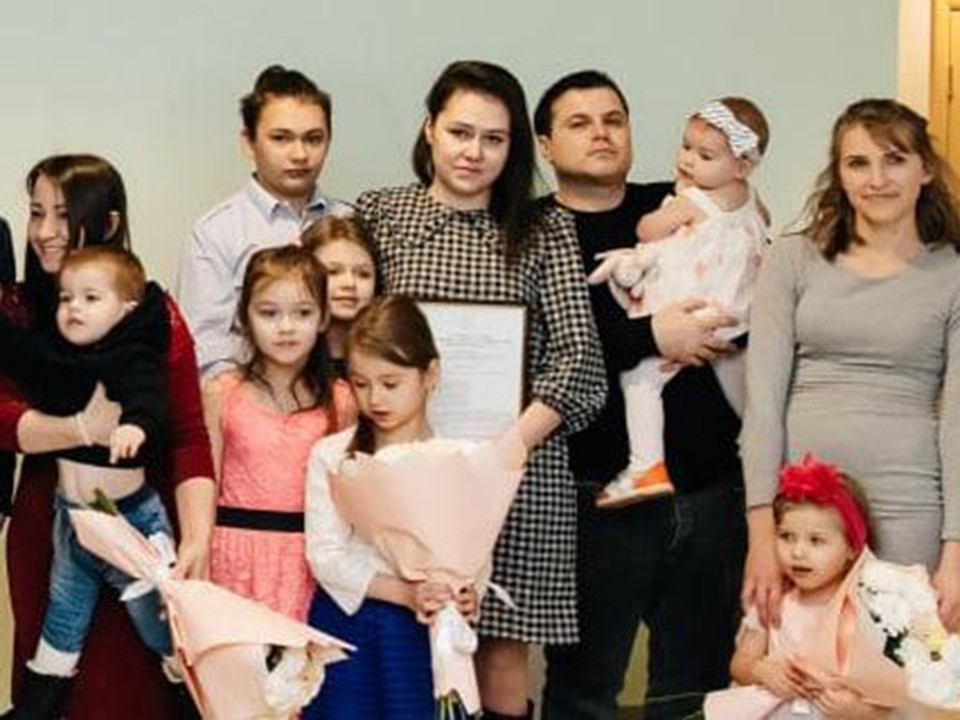 Многодетная семья из Пушкинского округа переехала в просторный дом благодаря субсидии