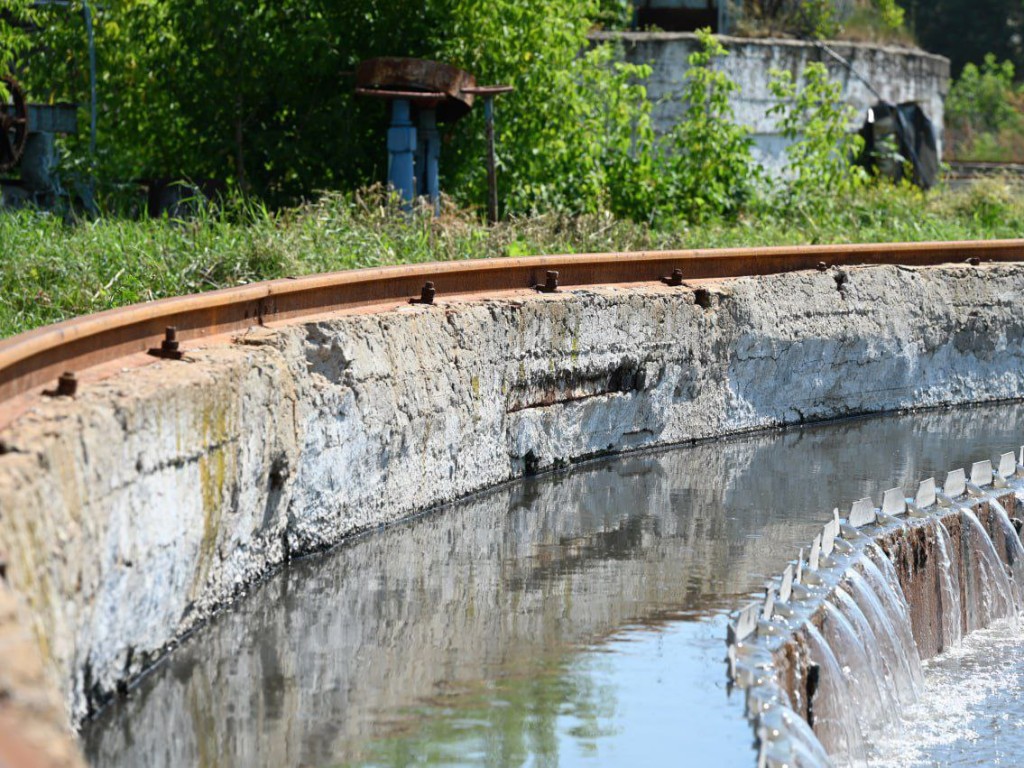 В Серпухове приступили к демонтажу старых очистных сооружений | REGIONS.RU  / Серпухов