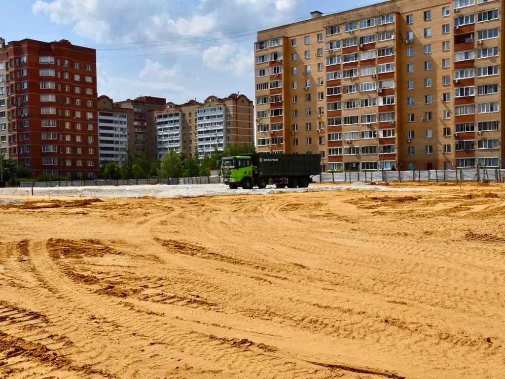 В Жуковском приступили к благоустройству территории новой школы в пятом микрорайоне