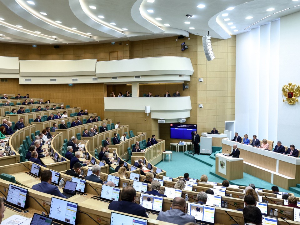 Совет Федерации поддержал закон о социальных банковских вкладах