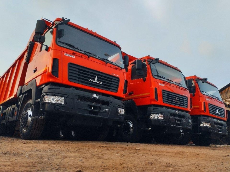 Восемь новых машин для благоустройства округа пополнили автопарк техники Чехова