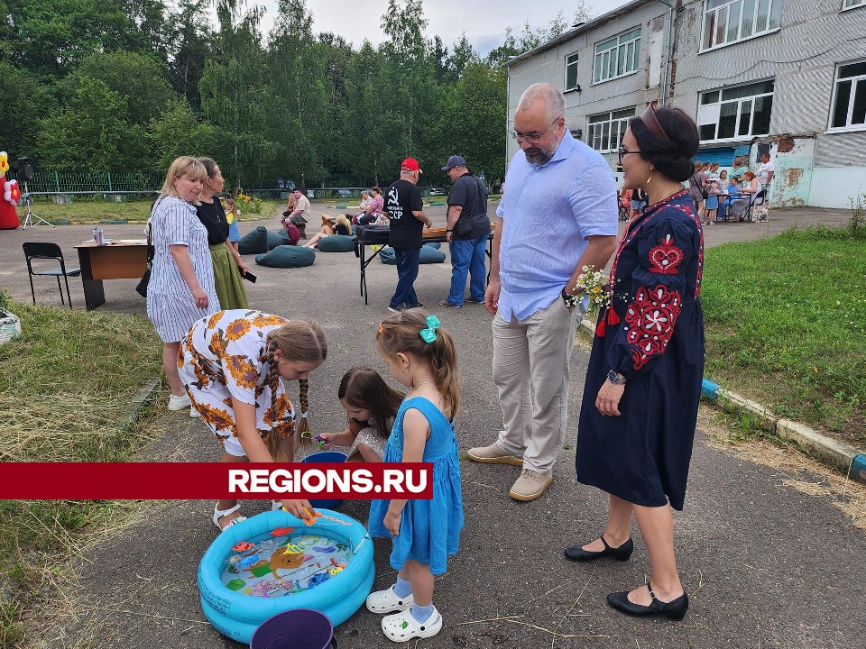 В Райсеменовском под Серпуховом праздник деревни совместили с Днем семьи, любви и верности