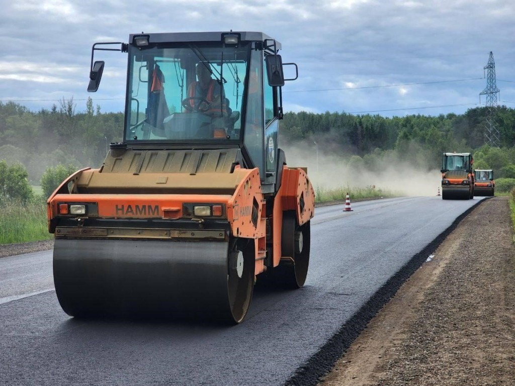 В Можайском округе ремонтируют пять региональных дорог | REGIONS.RU /  Можайск