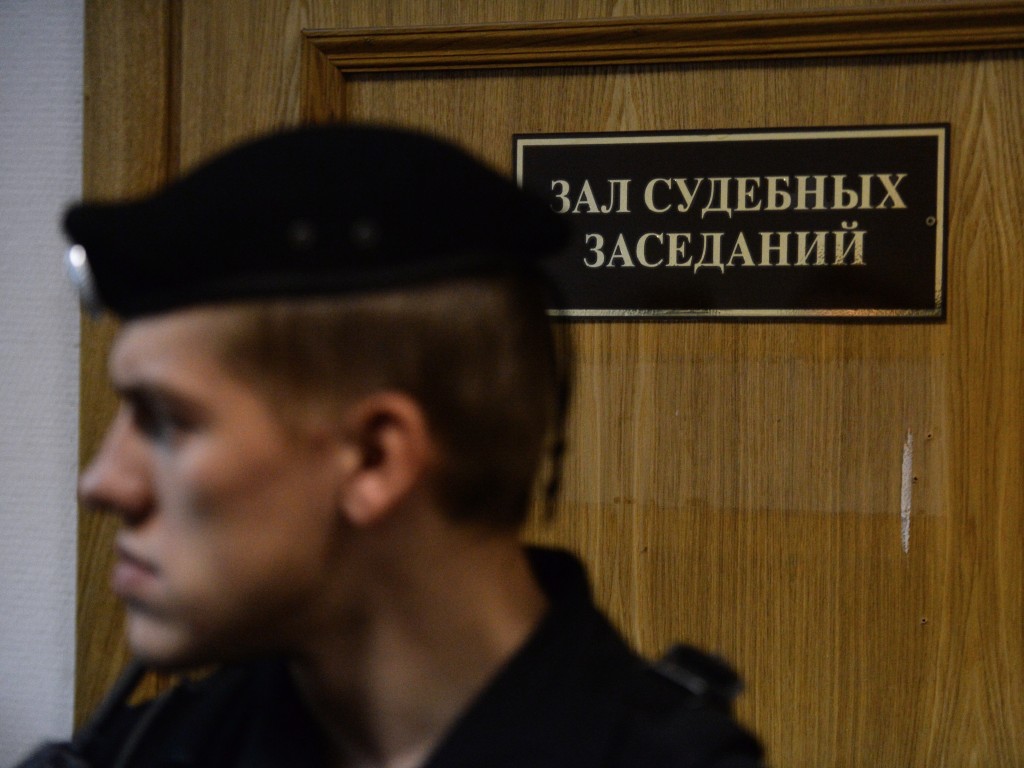 Осужденный за коррупцию экс-генерал Росгвардии попросил отправить его в зону СВО