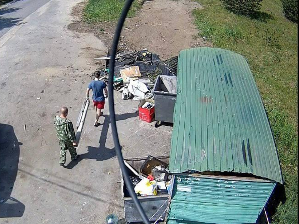 Более полумиллиона рублей штрафов за сброс мусора из автомобилей заплатят жители Раменского