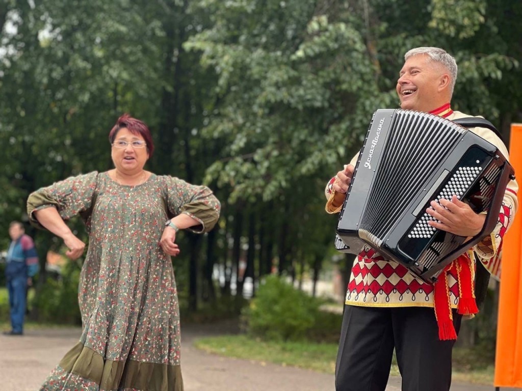 В поселке Пролетарский седьмой раз пройдет фестиваль «Играй, гармонь – звени, частушка»