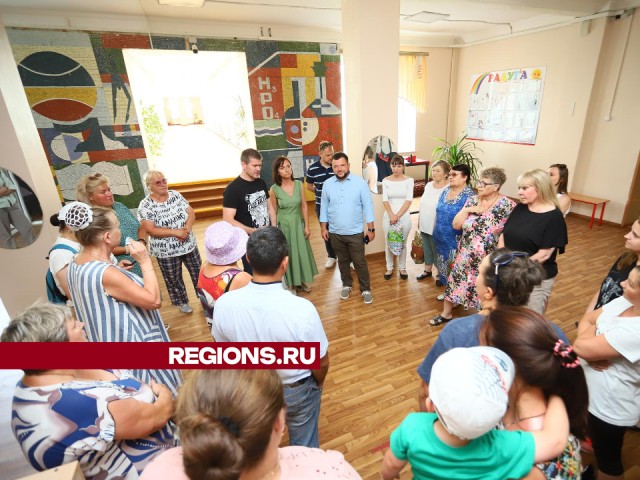 Варианты сохранения поселковых школ обсудили с родителями Бакшеева и Осаново-Дубового