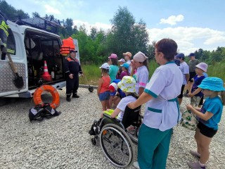 Спасатели научили особенных детей из Ступина безопасному поведению при чрезвычайных ситуациях