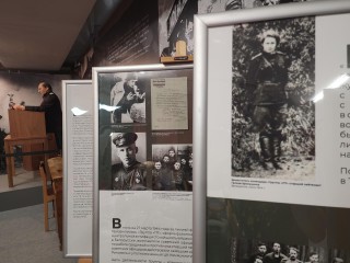 На фотовыставке в честь юбилея освобождения Белоруссии представили уникальные экспонаты