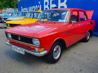 Советские автомобили представили на фестивале техники в Солнечногорске