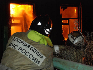Пять часов тушили пожар в Кратово: есть пострадавший