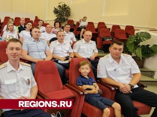 Сотрудников Лобненской Госавтоинспекции поздравили с важной датой