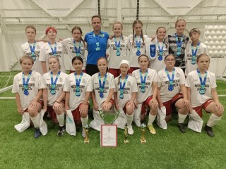 Раменская футбольная команда завоевала золото на турнире «Кожаный мяч»