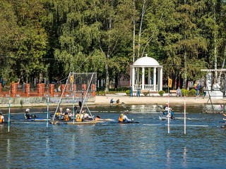 Остудиться у озера и поболеть за команды: в Раменском состоится первенство по кануполо